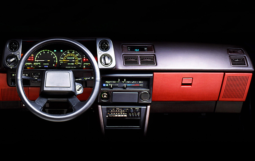 1986 Toyota GT S dash b